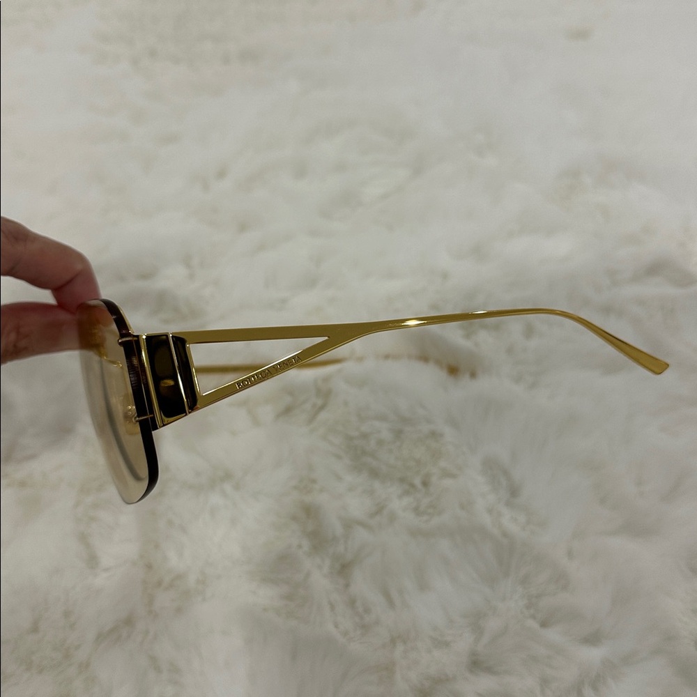 BOTTEGA VENETA SUNGLASSES - Picture 16 of 16